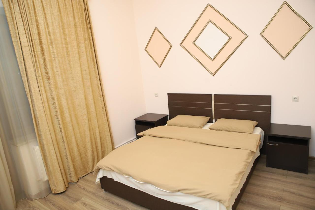 Hotel Gold Gyumri Exterior photo